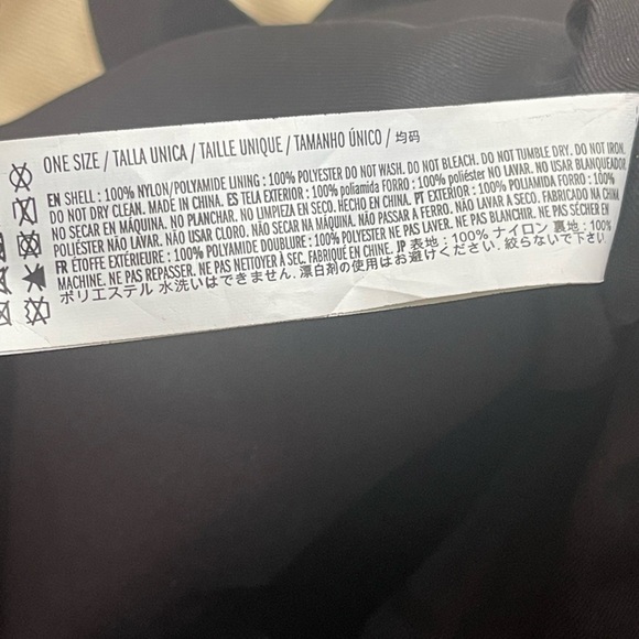 Black Forever 21 Tote Bag - Picture 4 of 4